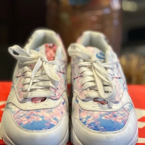 π Nike Womenβs Air Max 1 Cherry Blossom print 528898 π Sz 9 - Picture 11 of 12